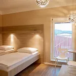 Garni Krsko 3*