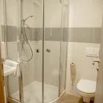 Garni Krsko Szálloda Leskovec pri Krskem