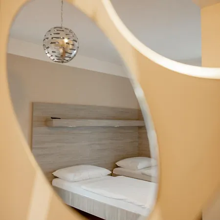 Garni Krsko Otel Leskovec pri Krskem