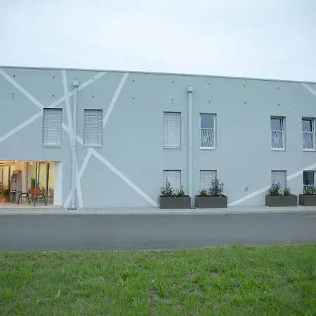 Garni Krsko Hotel 3*